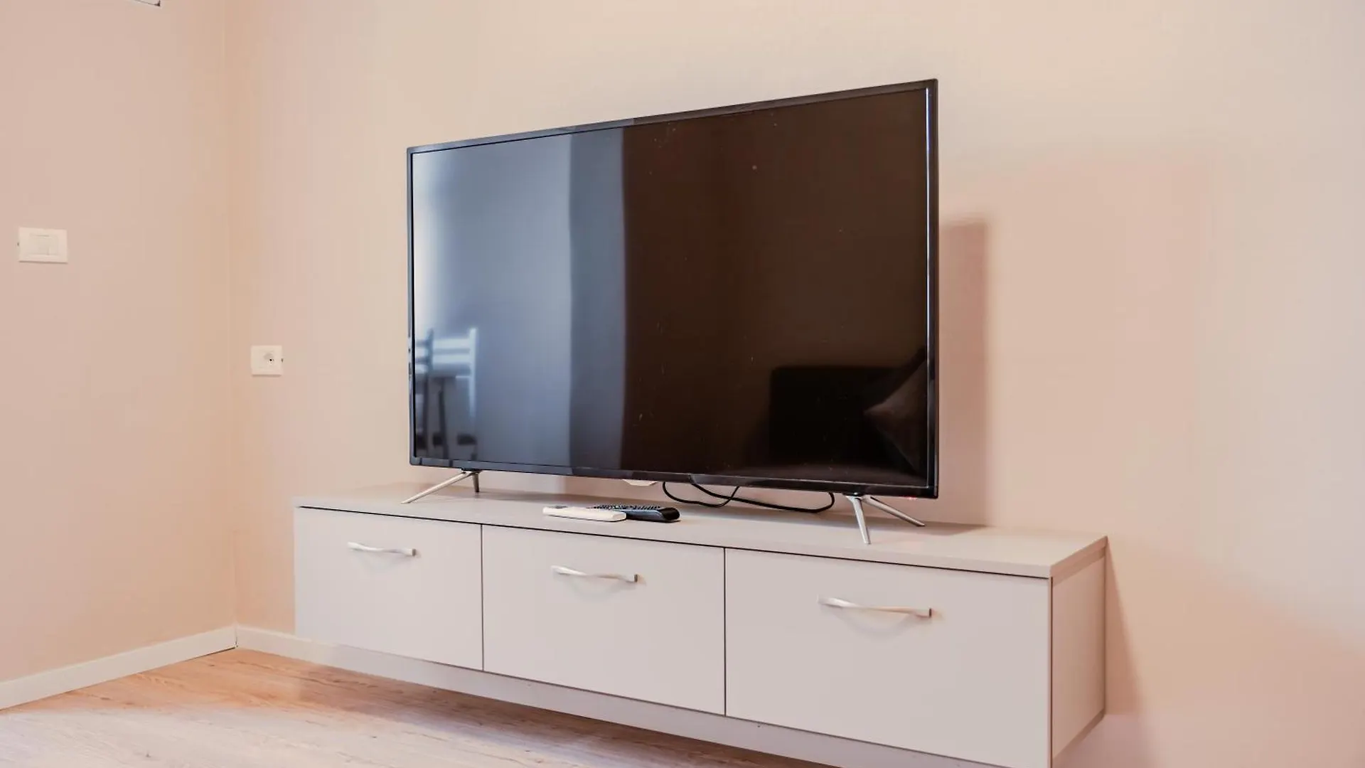 Bejart Apartment 6 Tirana Albania